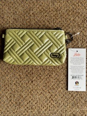 NWT Lug Metro XL in Metallic Sand